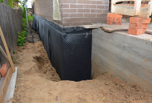 Happy homeowners after waterproofing job in Wittenberg